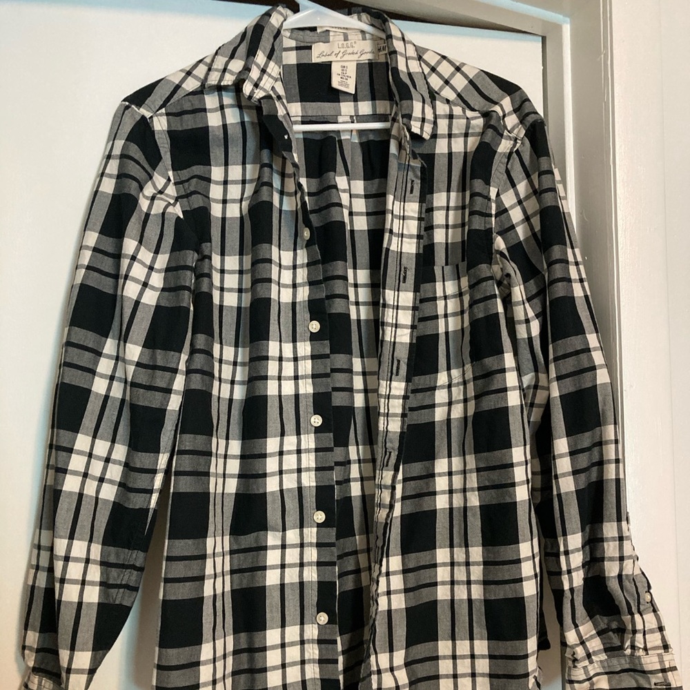 Lightweight Cotton Flannel Button Down